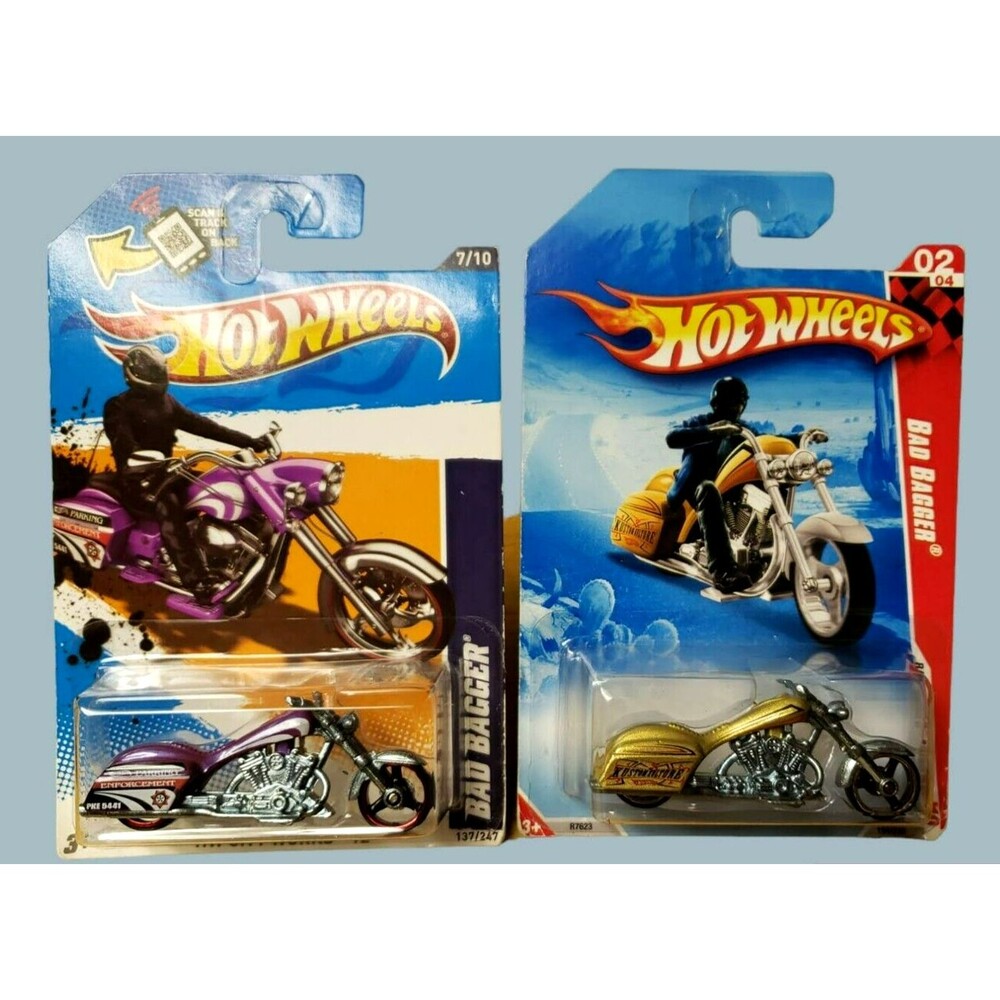 2012 Hot Wheels BAD BAGGER HW CITY WORKS '12 #137 & HIGHWAY '10 #194 LOT Of 2
